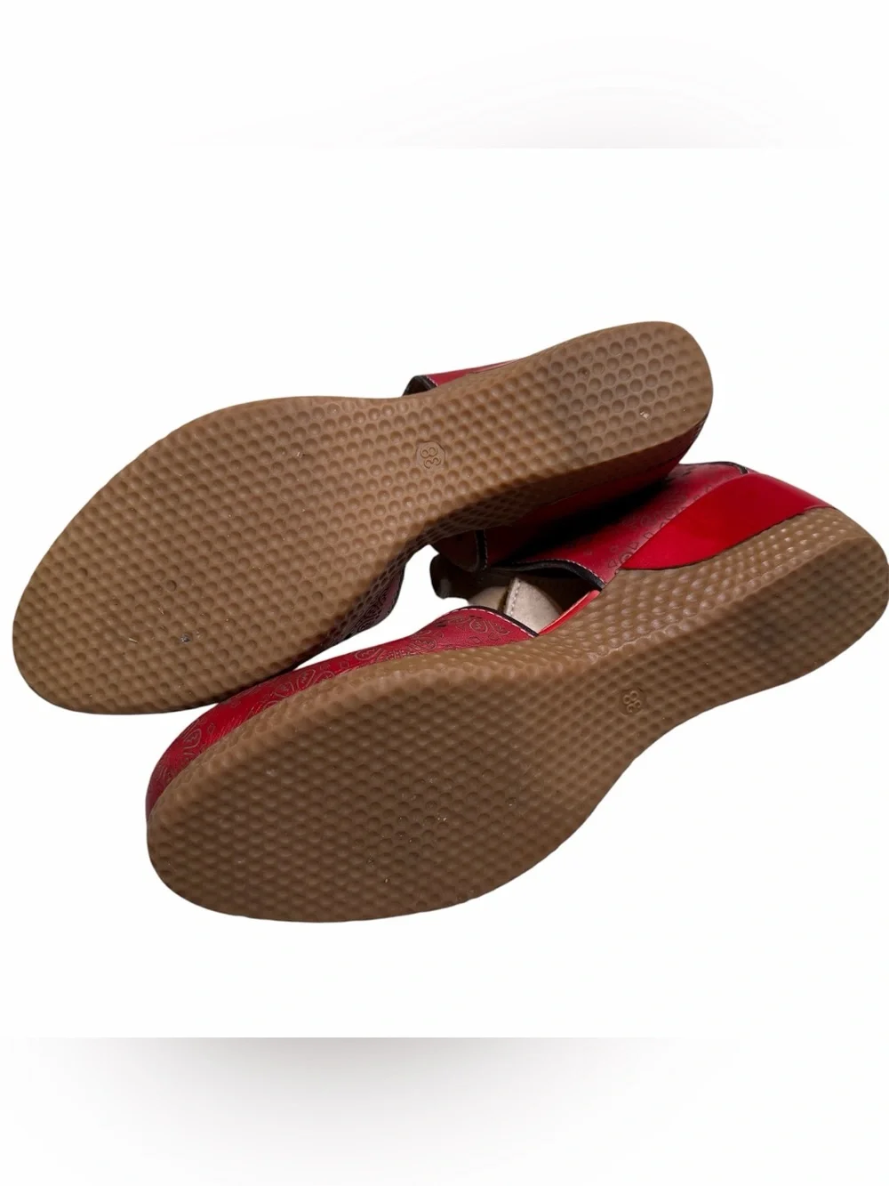 LArtiste by Spring Step red artiste